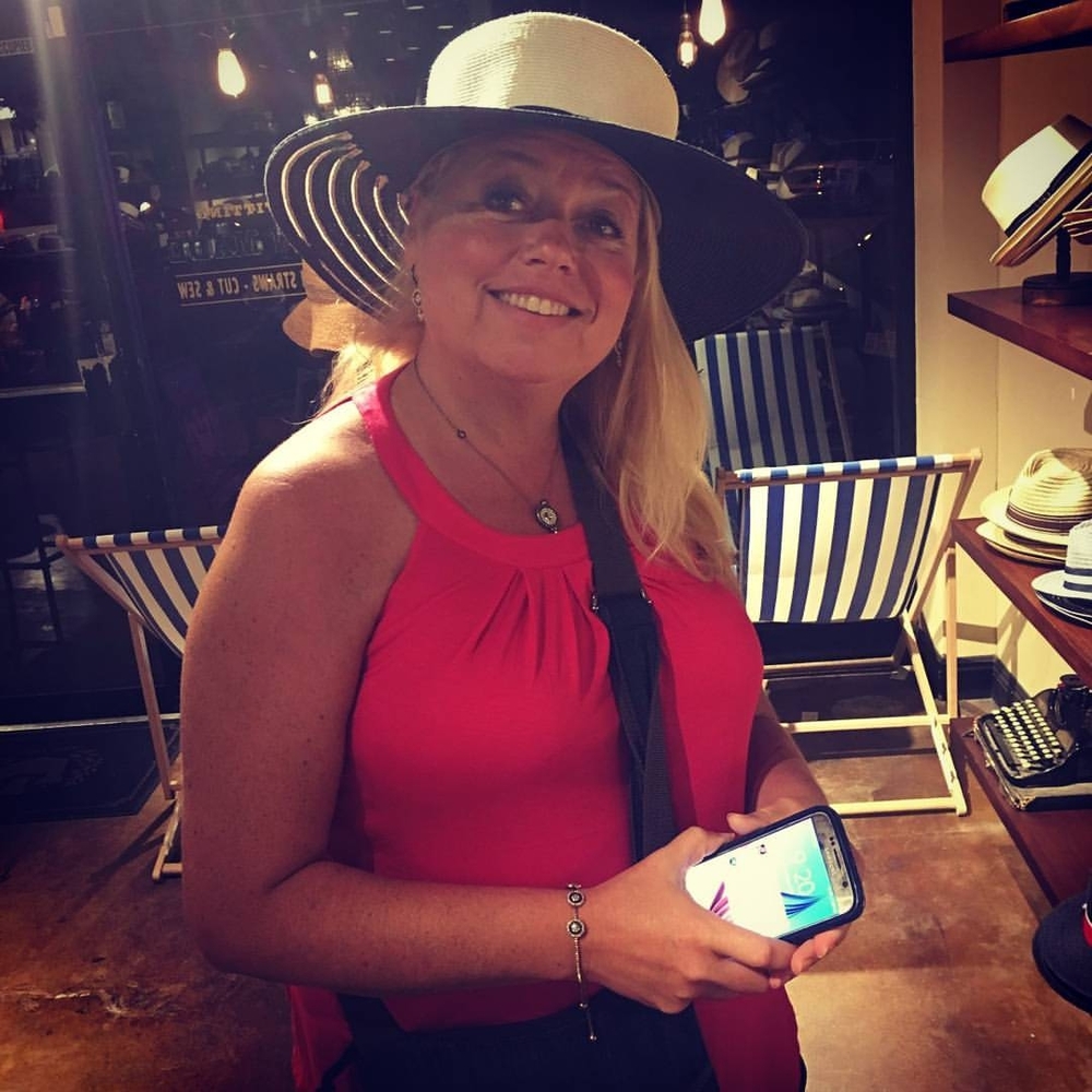 Meet your Posher, Meg